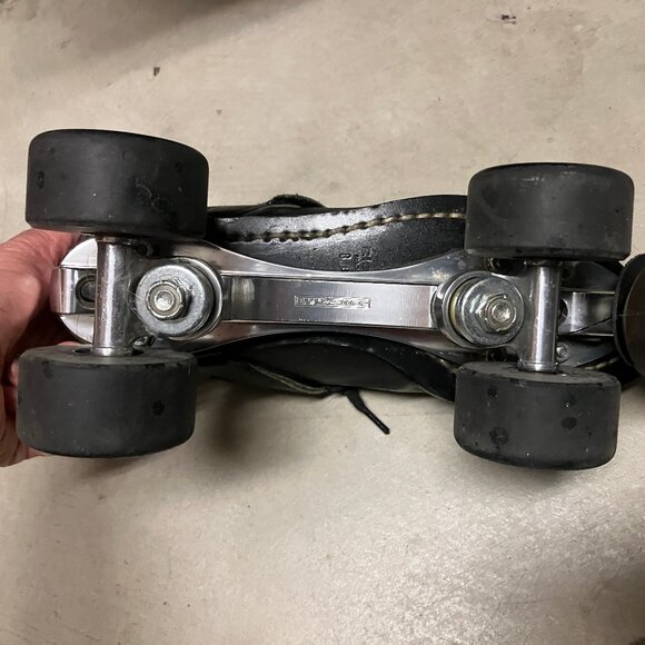 Riedell RS1000 speed skates, leather uppers, wide toestop, 3 sets of wheels - Picture 2 of 12